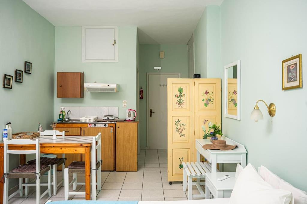 Apartment Old Town With Balcony, Marylee's #2 Rethymno
